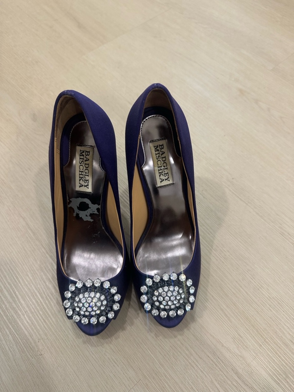 Badgley Mischka Purple  Satin Heels with Crystal Embellishments size 6.5 M